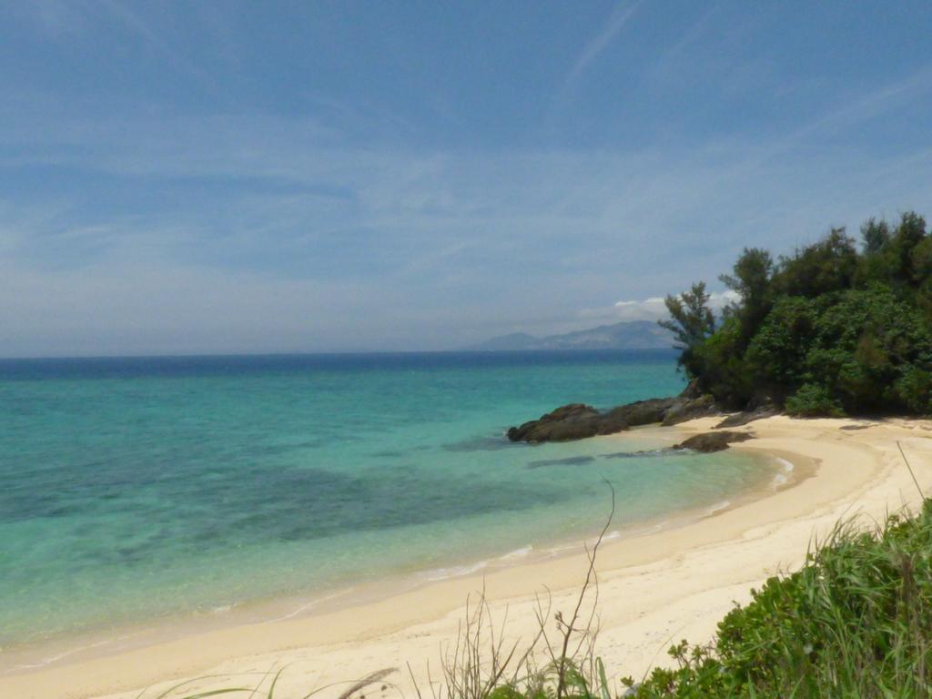 Hotel Tropical Surf House Okinawa Onna Exterior foto