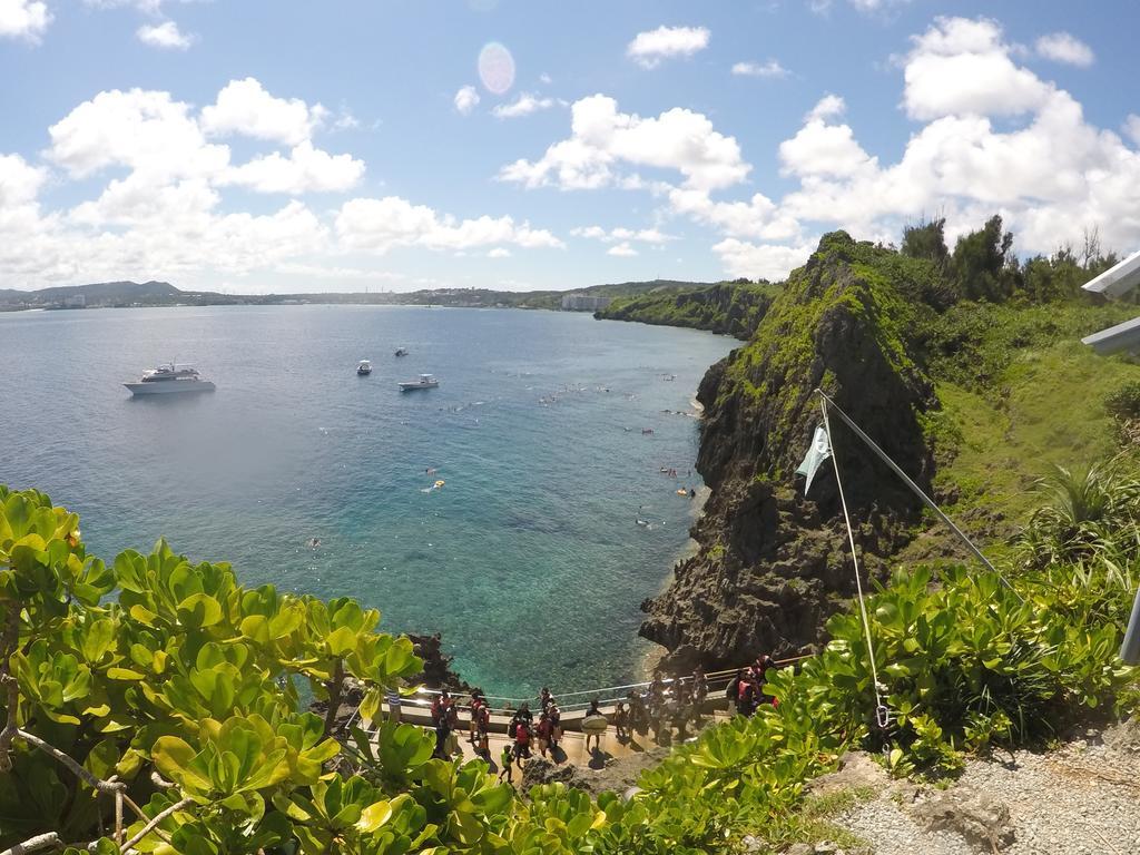 Hotel Tropical Surf House Okinawa Onna Exterior foto