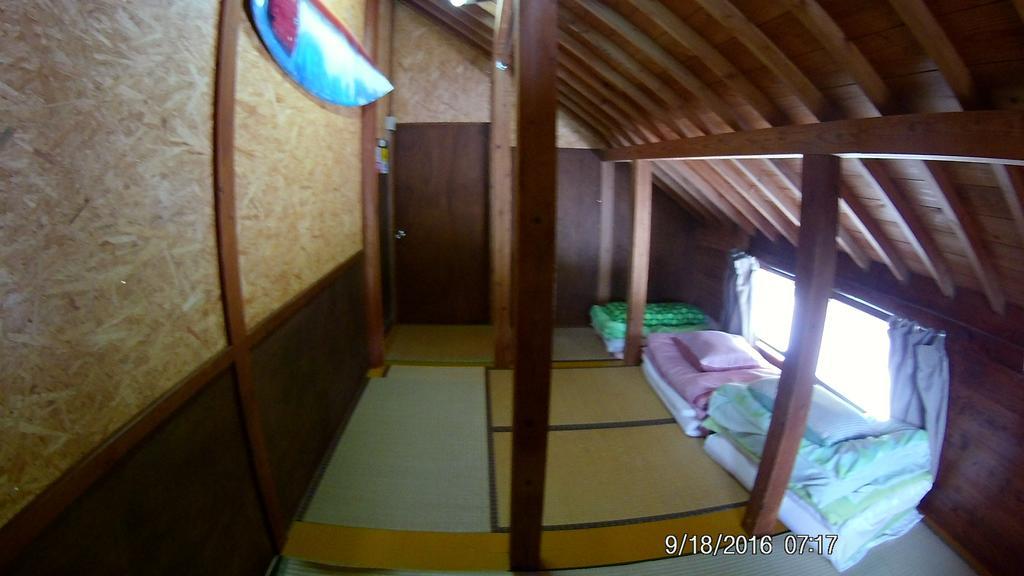 Hotel Tropical Surf House Okinawa Onna Exterior foto