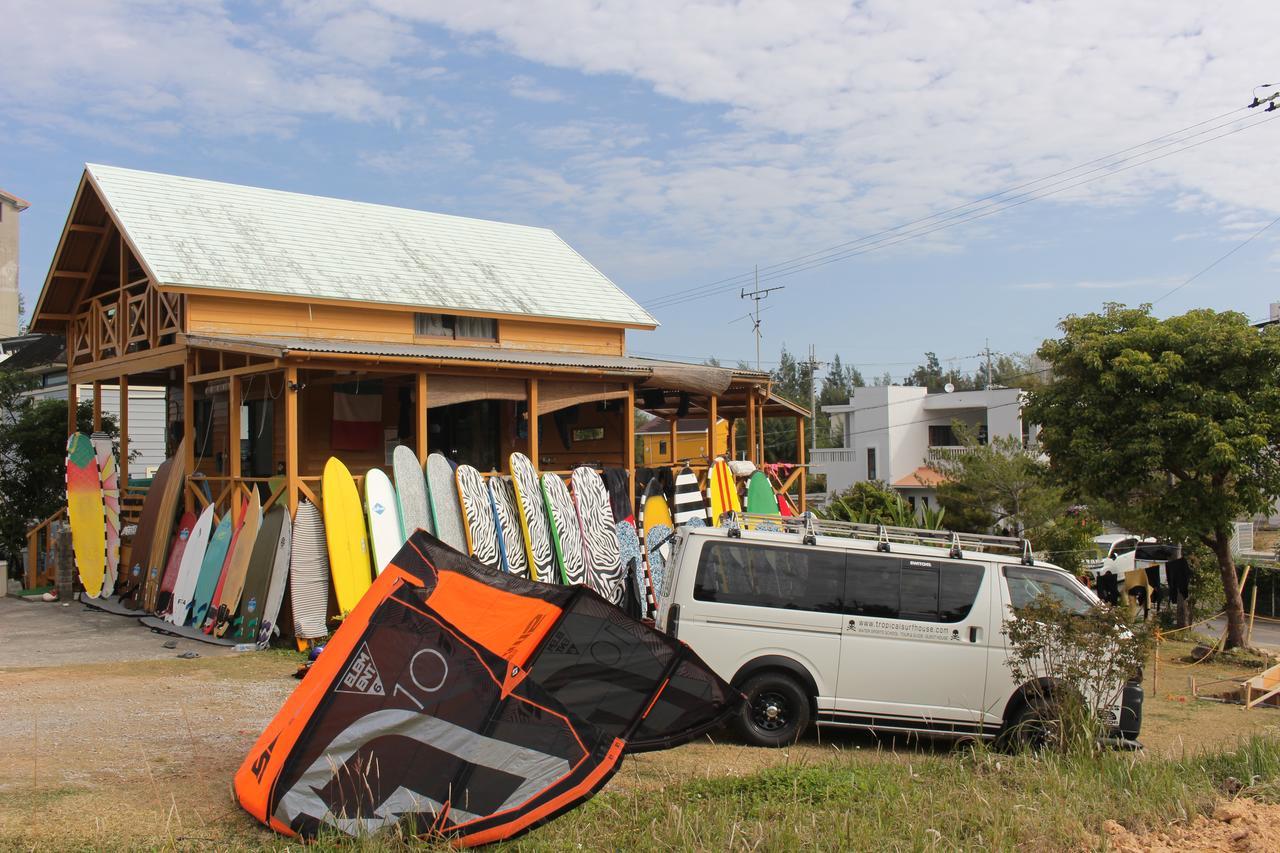 Hotel Tropical Surf House Okinawa Onna Exterior foto
