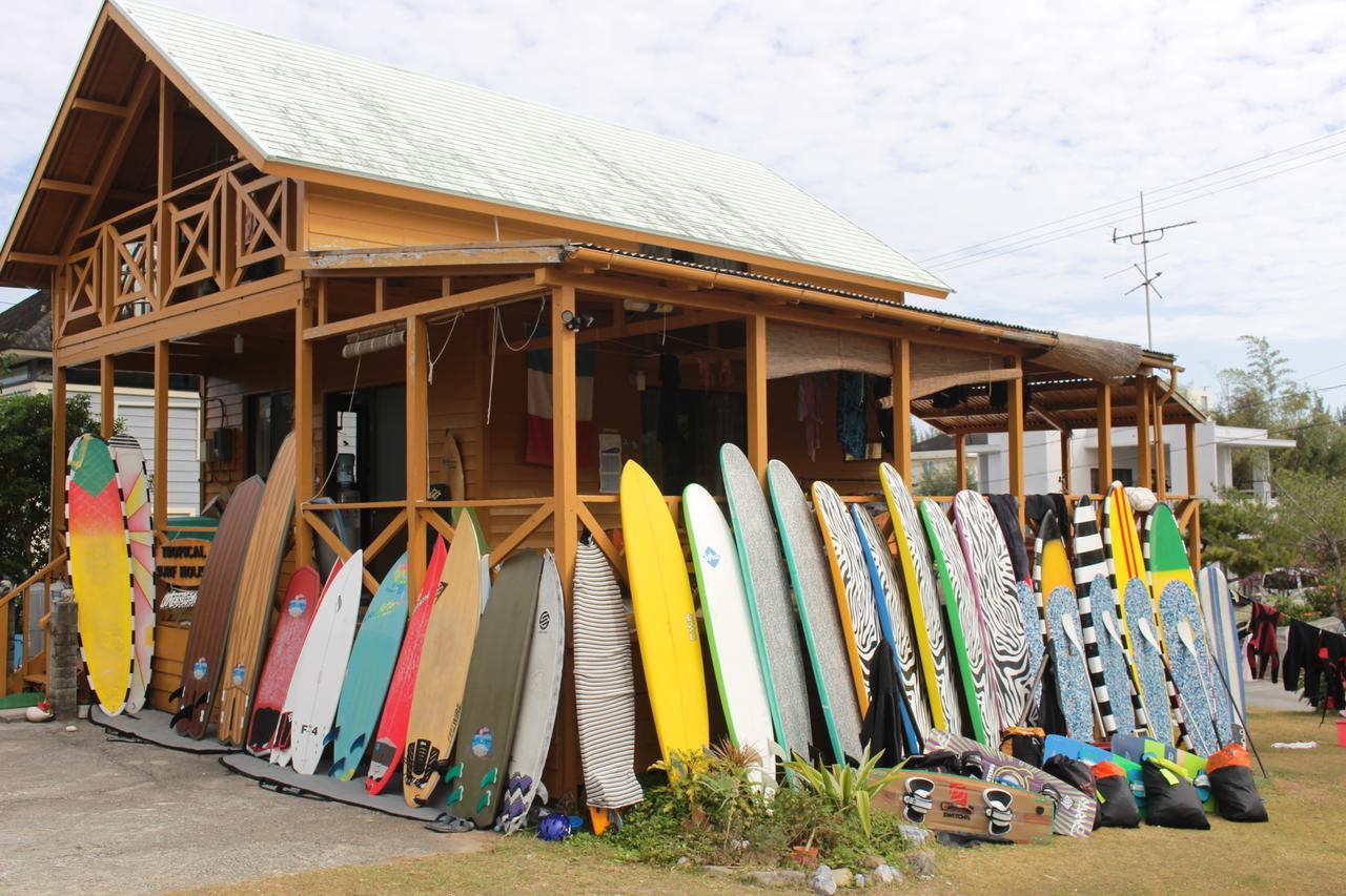 Hotel Tropical Surf House Okinawa Onna Exterior foto