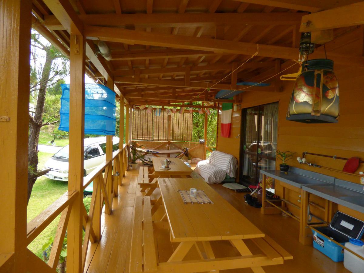 Hotel Tropical Surf House Okinawa Onna Exterior foto