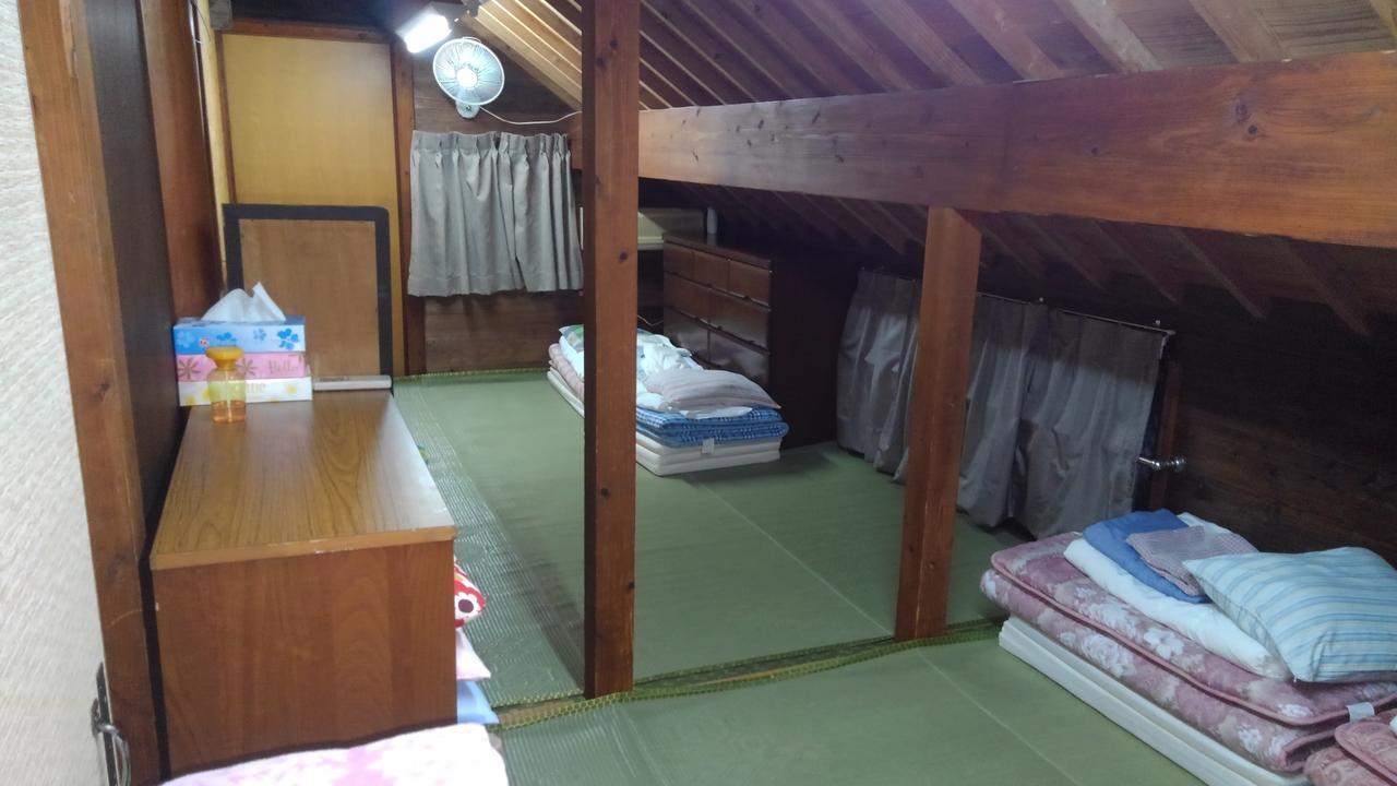 Hotel Tropical Surf House Okinawa Onna Exterior foto